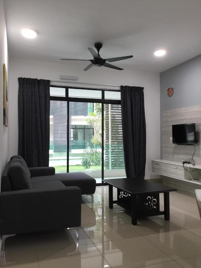 Appartement The Meadow Park à Kampar Extérieur photo