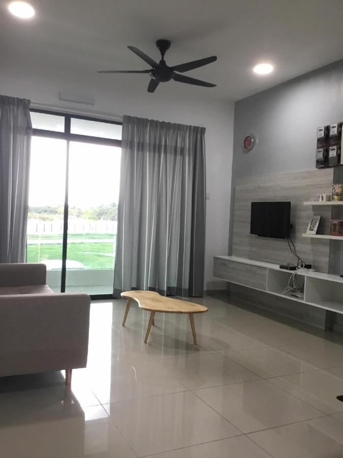 Appartement The Meadow Park à Kampar Extérieur photo
