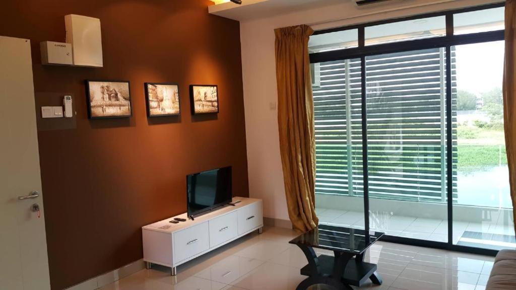 Appartement The Meadow Park à Kampar Extérieur photo